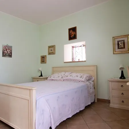 Holiday home Vacanze La Venere Rocca Imperiale