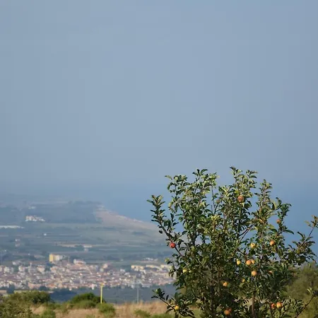Feriehus Vacanze La Venere Rocca Imperiale